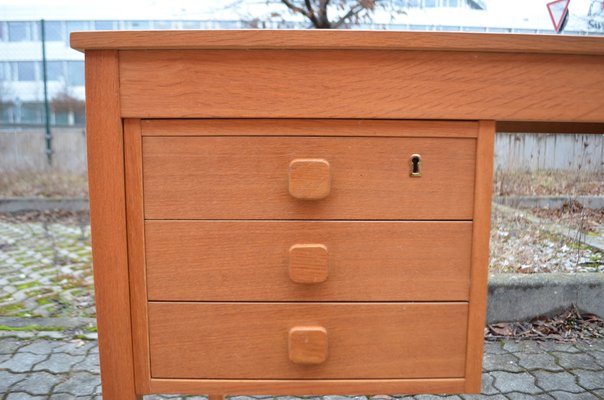 Danish Modern Oak Desk from Domino Mobler Denmark, 1960-UF-1371026