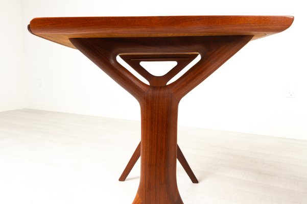 Danish Modern Teak Nesting Tables by Johannes Andersen for CFC, 1960s, Set of 3-WIX-948735