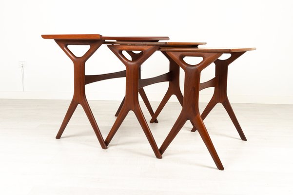 Danish Modern Teak Nesting Tables by Johannes Andersen for CFC, 1960s, Set of 3-WIX-948735