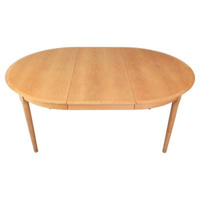 Danish Oak Round Extendable Dining Table from Rosengaarden, 1960s-DT-2026237