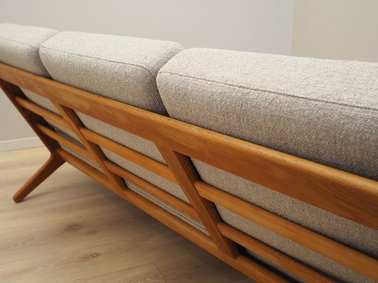 Danish Oak Sofa by Hans J. Wegner for Getama, 1960s-VND-1801142