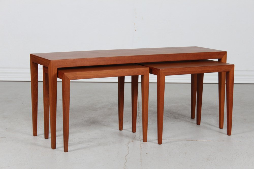 Danish Oblong Nesting Tables in Teak from Haslev Møbelsnedkeri, 1960s, Set of 3