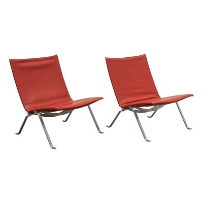 Danish Oxblood Leather PK 22 Lounge Chairs by Poul Kjærholm, 1960s, Set of 2-KL-620531