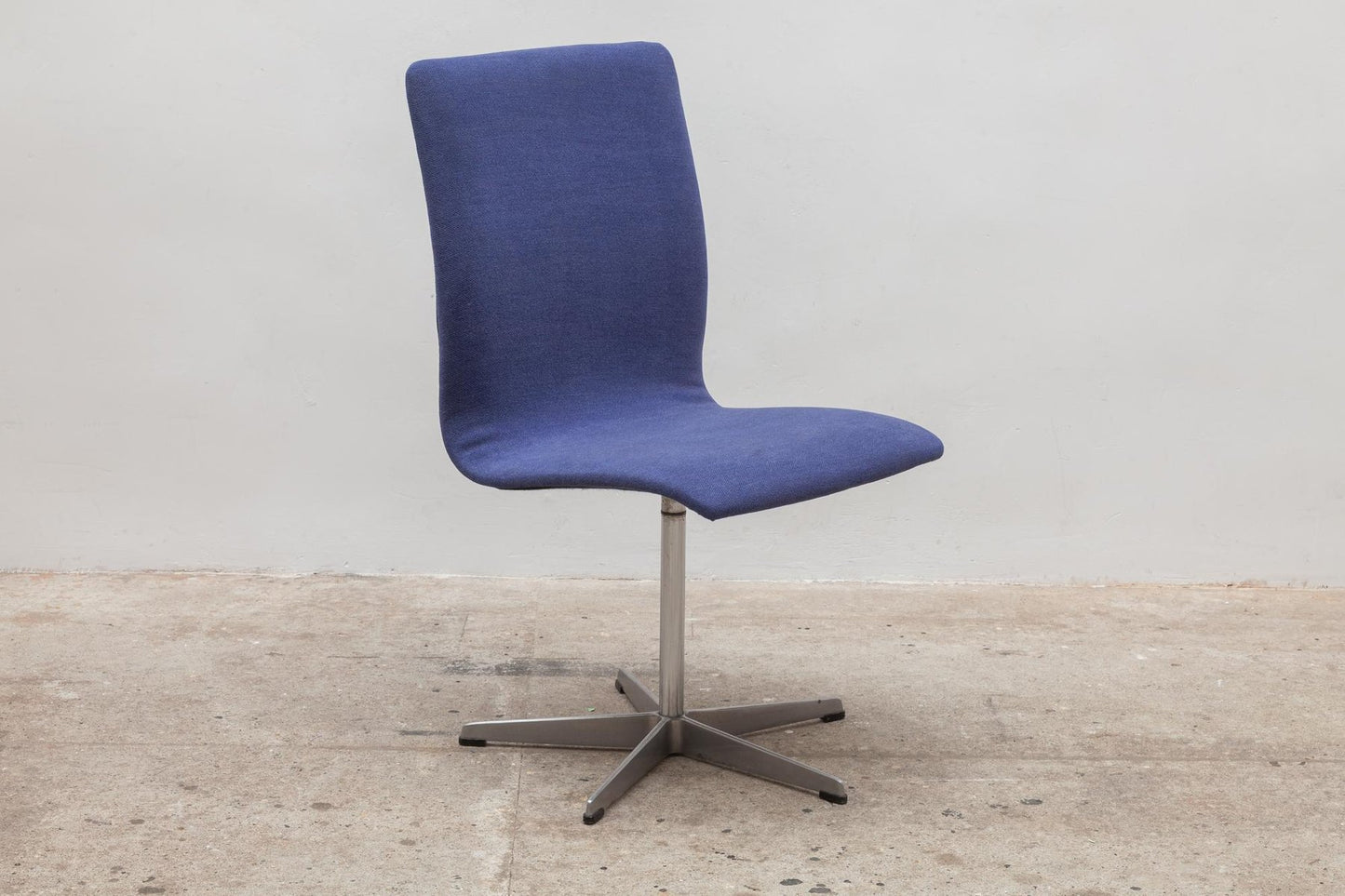 Danish Oxford Desk Chair by Arne Jacobsen for Fritz Hansen, 1963