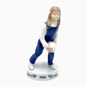 Danish Porcelain Figurine of a Girl With a Ball from Bing & Grondahl, 1982-BXB-1191287