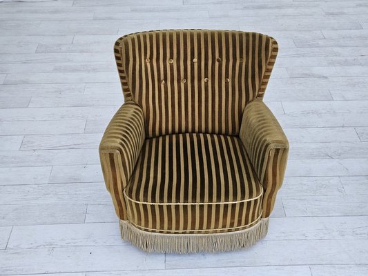 Danish Relax Chair in Original Upholstery & Green Velour, 1960s-TMW-1791487