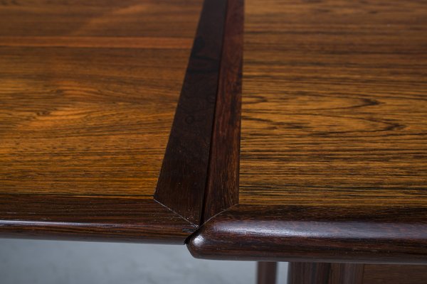 Danish Rosewood Extendable Dining Table, 1960s-ZZH-1317826