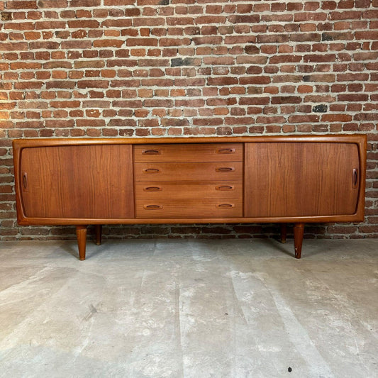 Danish Sideboard in Teak from HP Hansen, 1960