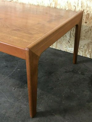 Danish Teak Coffee Table by Arne Wahl Iversen-EJL-1073334