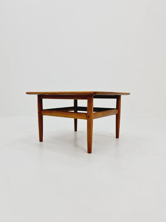 Danish Teak Coffee Table by Grete Jalk for Glostrup Møbelfabrik, 1960s