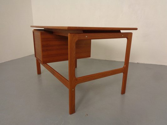 Danish Teak Desk from Gasvig Møbler, 1960s-RDW-1823910