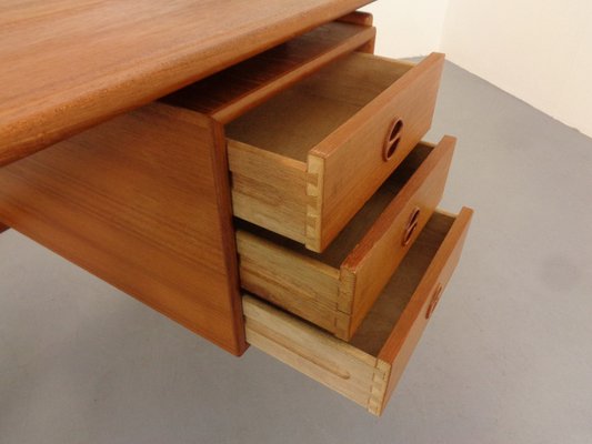 Danish Teak Desk from Gasvig Møbler, 1960s-RDW-1823910