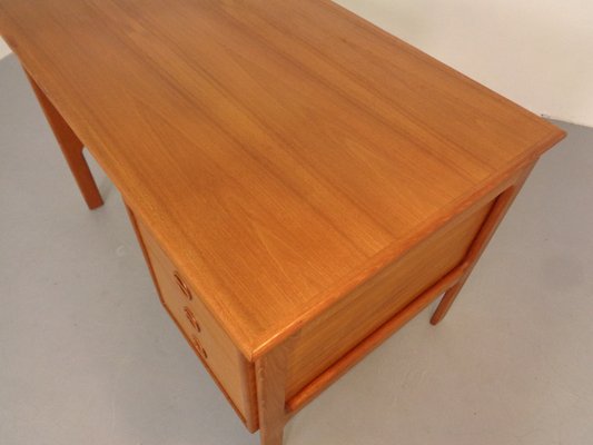 Danish Teak Desk from Gasvig Møbler, 1960s-RDW-1823910