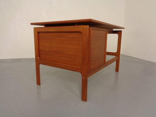 Danish Teak Desk from Gasvig Møbler, 1960s-RDW-1823910