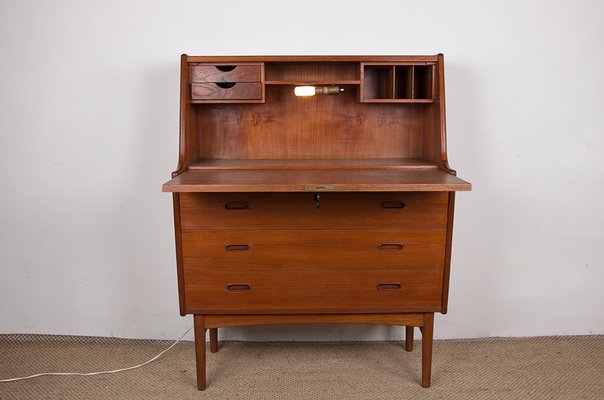 Danish Teak Desk Model 37 by Arne Wahl Iversen for Vinde Mobelfabrik, 1960s-EMB-2027043