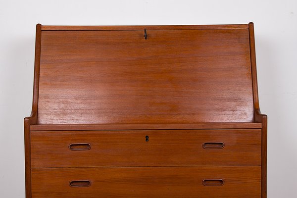 Danish Teak Desk Model 37 by Arne Wahl Iversen for Vinde Mobelfabrik, 1960s-EMB-2027043