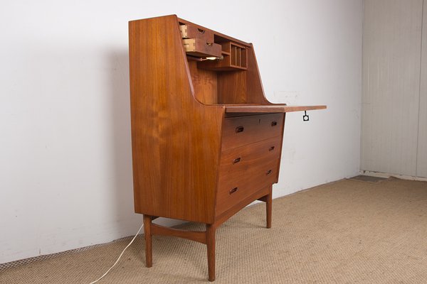 Danish Teak Desk Model 37 by Arne Wahl Iversen for Vinde Mobelfabrik, 1960s-EMB-2027043