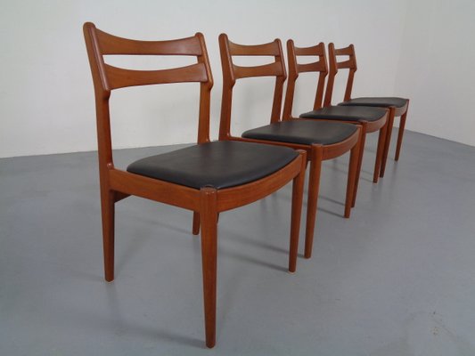 Danish Teak Dining Chairs from Vamo Mobelfabrik, 1960s, Set of 4-RDW-833983