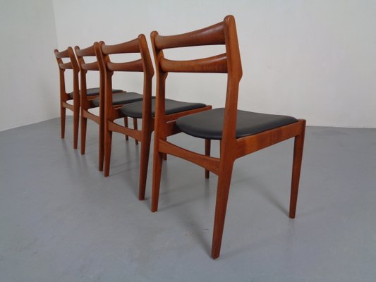 Danish Teak Dining Chairs from Vamo Mobelfabrik, 1960s, Set of 4-RDW-833983