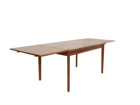 Danish Teak Dining Table by Henning Kjaernulf for Vejle Mobelfabrik, 1960s-UQV-963015