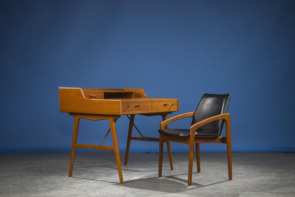 Danish Teak Model 56 Desk by Arne Wahl Iversen, 1961-ZZH-914418