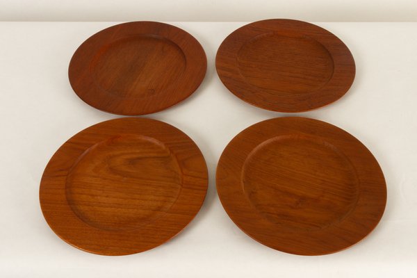 Danish Teak Plates and Bowl from Wiggers and Jens Quistgaard, 1960s, Set of 6-WIX-572424