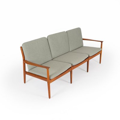 Danish Three-Seater Sofa by Svend Åge Eriksen for Glostrup, 1960s-EMG-1371400