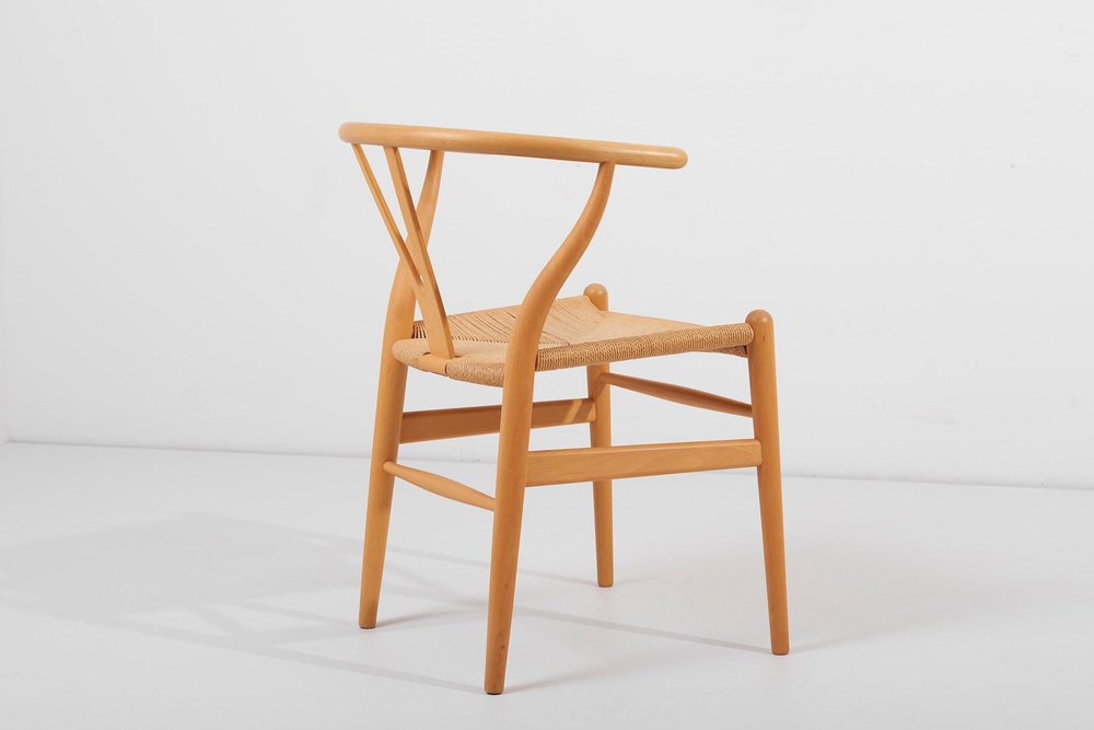 Danish Wishbone Chairs in Oak by Hans J. Wegner for Carl Hansen & Søn, 1960s, Set of 2