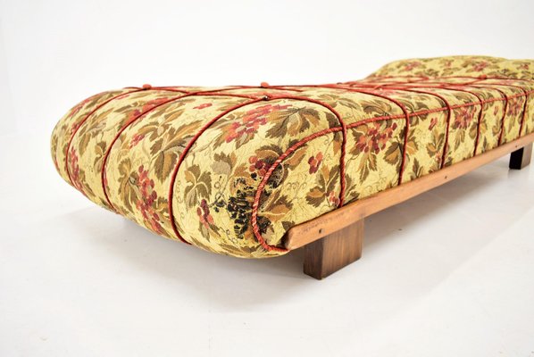 Daybed by Jindřich Halabala, Czechoslovakia, 1940s-TZ-1367276