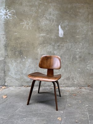 DCW Dining Chair by Charles & Ray Eames for Evans, 1940s-ZM-1693314