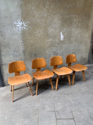 DCW Dining Chairs in Ash by Charles & Ray Eames for Herman Miller, 1940s, Set of 4-ZM-1314515