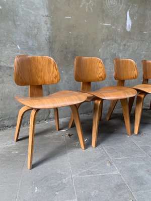 DCW Dining Chairs in Ash by Charles & Ray Eames for Herman Miller, 1940s, Set of 4-ZM-1314515