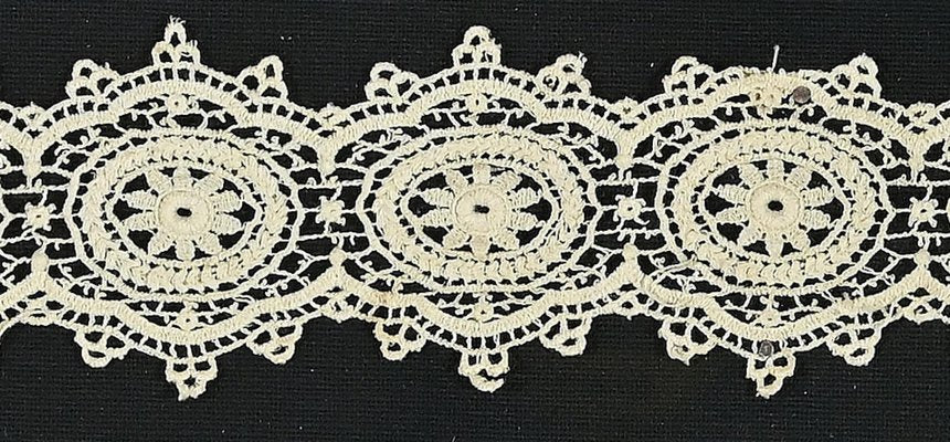 Decorative Italian Embroidery, Artisanal Decorative Object, 18th Century-ZCI-965345