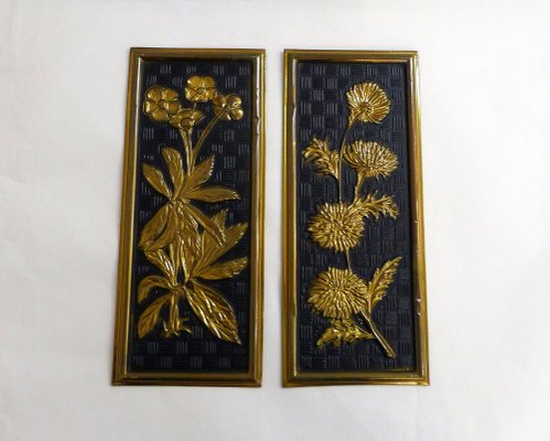 Decorative Wall Plates with Floral Motif in Black & Gold Metal from Elpec England, 1960s, Set of 2-RNR-1444950