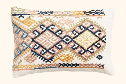 Değer Kilim Cushion