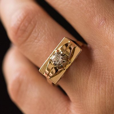 Diamond and 18 Karat Yellow Gold Tank Ring, 1940s-OLU-896394