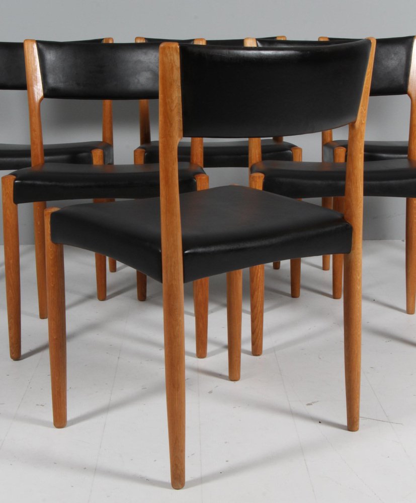 Dining Chairs in Oak and Leather attributed to Harry Østergaard for Randers Møbelfabrik, 1960s, Set of 6