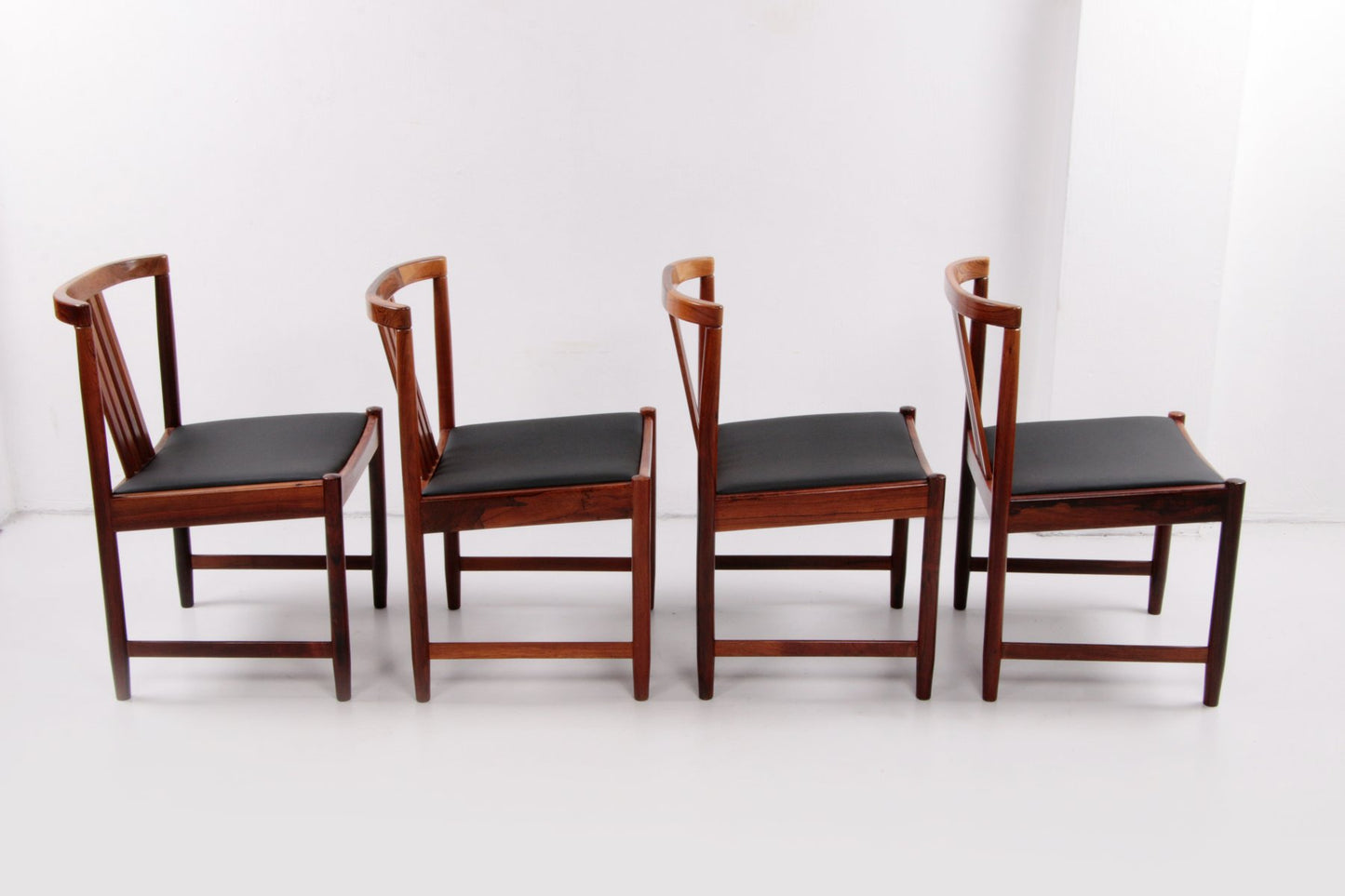 Dinner Chairs by Illum Wrapsø, Denmark, 1960s, Set of 4