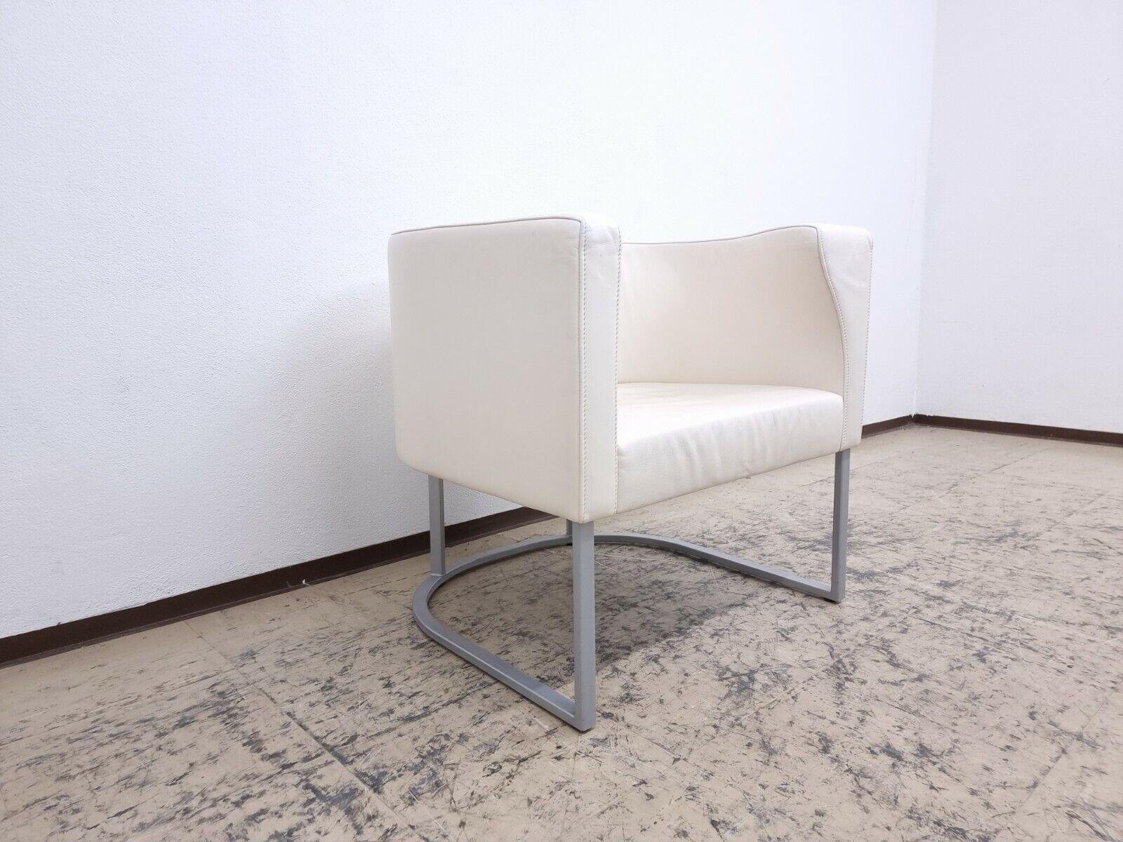 DS 207 Leather Armchair in Cream White from de Sede