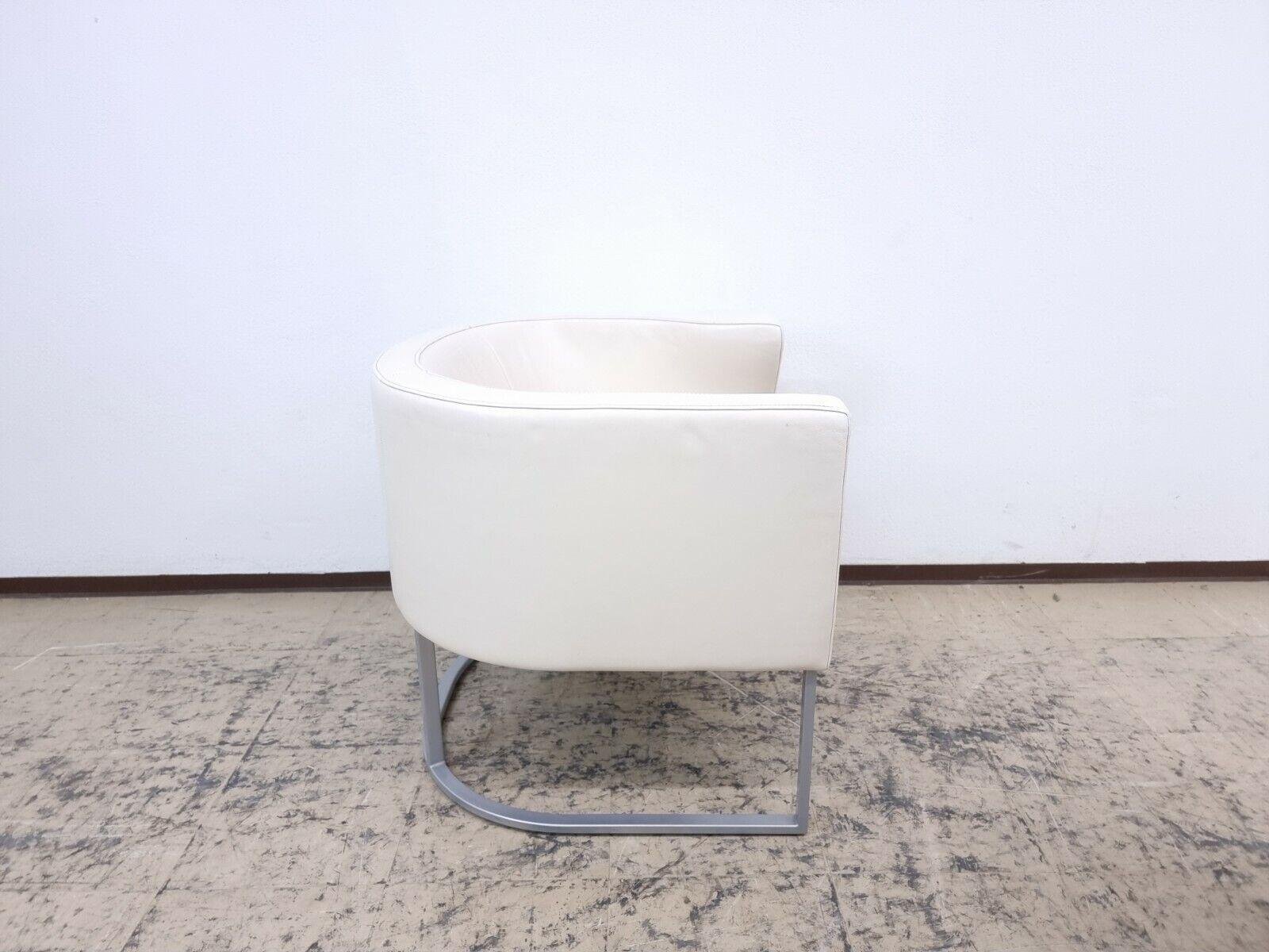 DS 207 Leather Armchair in Cream White from de Sede