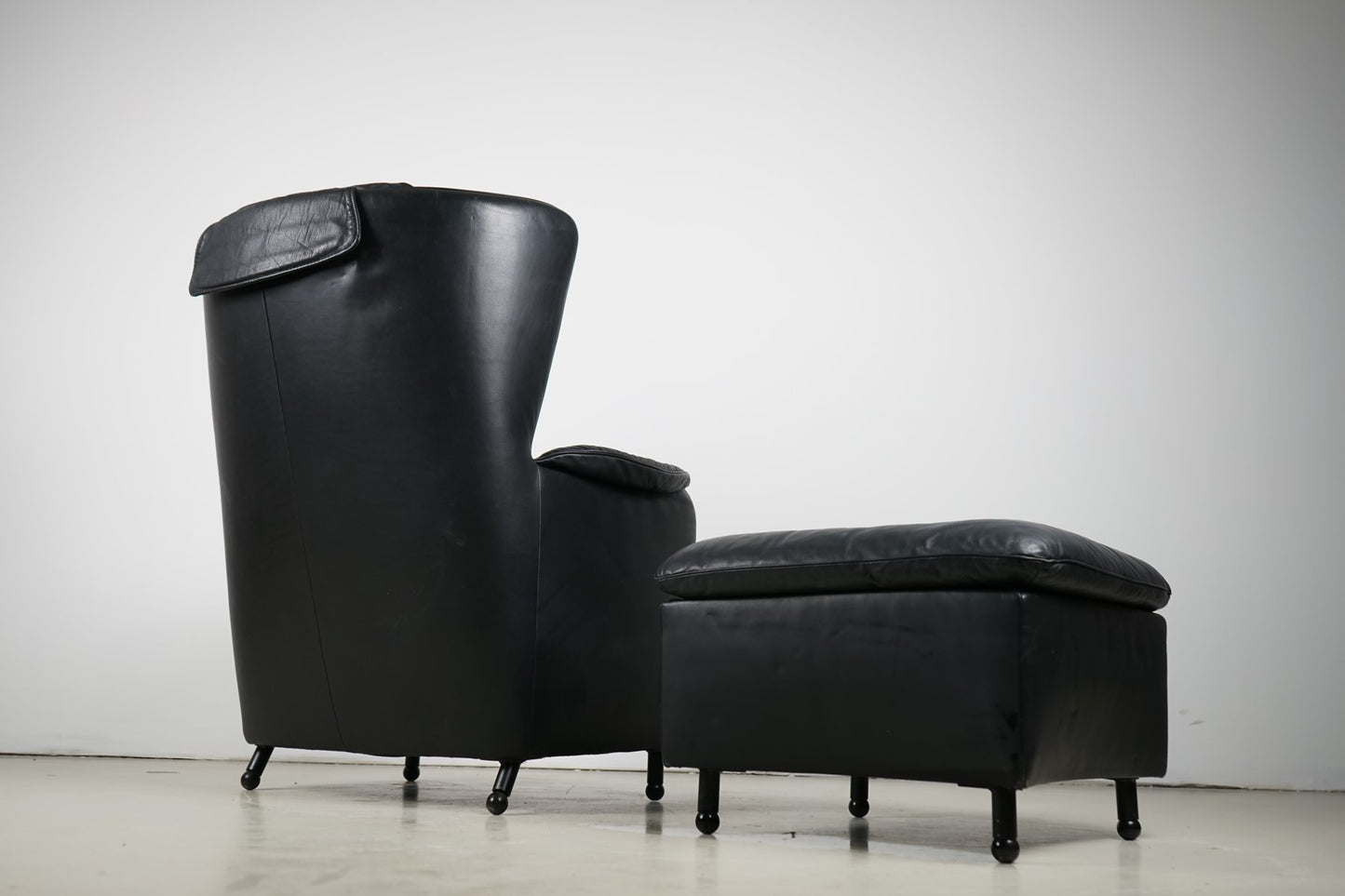 DS-23 Black Leather Chair & Ottoman by Josef Schulte for de Sede, 1980s, Set of 2