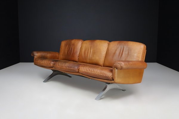 Ds-31 3-Seater Sofa in Patinated Cognac Leather from de Sede, Switzerland, 1970s-TRW-1719584