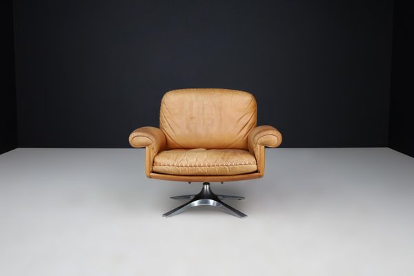 DS-31 Lounge Chair in Patinated Cognac Brown Leather from de Sede, Switzerland, 1970s-TRW-1797119