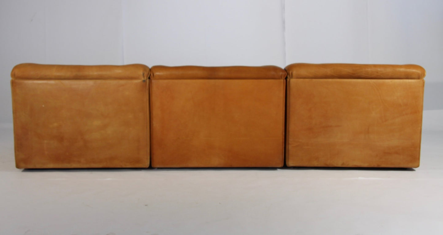 DS-46 Thick Buffalo Leather Lounging Chairs from de Sede, 1970s, Set of 3