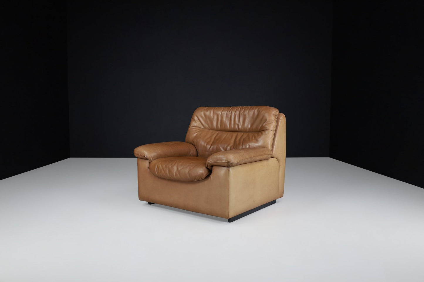 DS 63 Lounge Chair in Patinated Leather from de Sede, 1970s