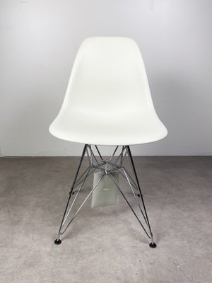 DSR Chairs by Charles and Ray Eames for Vitra, 2022-UVT-2028867