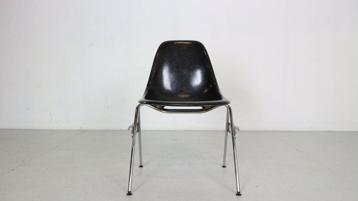 DSS Black Dining Room Chair by Charles & Ray Eames for Herman Miller, 1974-DT-2026174