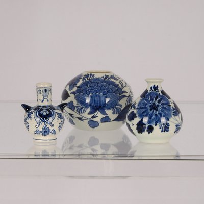 Dutch Art Deco Blue and White Delftware Vases, 1940s, Set of 3-GOE-1342265