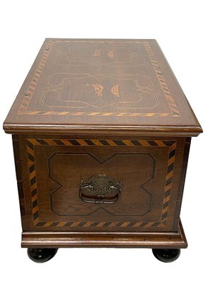 Dutch Oak Blanket Chest with Intarsia Pigeon Pattern, 1890-UCH-1819731