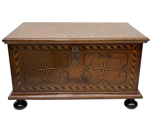 Dutch Oak Blanket Chest with Intarsia Pigeon Pattern, 1890-UCH-1819731